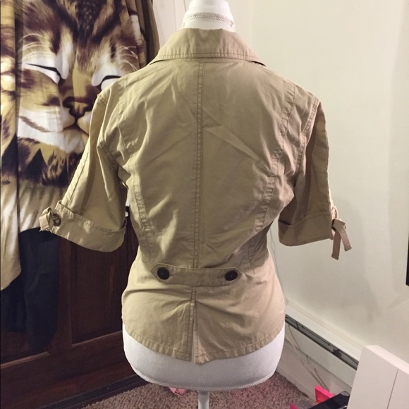 🆑FINAL PRICE‼️ Button down shirt - Picture 2 of 5